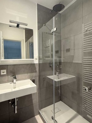 Erstbezug nach Sanierung - Attraktive 3 Zimmer Wohnung