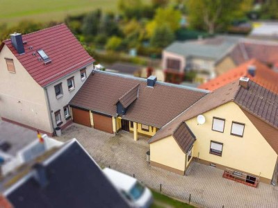 Zwei Einfamilienhäuser mit Grundstück zur Miete