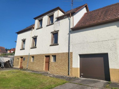 Großzügiges Einfamilienhaus mit ehemaliger Scheune