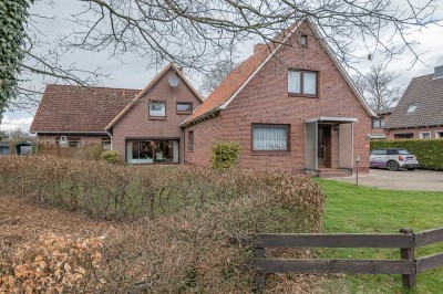 RESERVIERT - Viel Wohnfläche für die große Familie auf tollem Grundstück mit Blick auf die Felder!