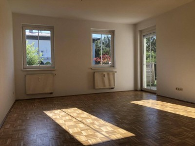 3-Zimmer Wohnung im EG mit Loggia