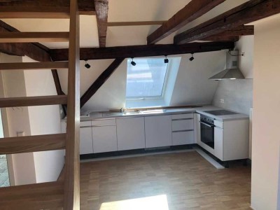 Lichtdurchflutete DG-Wohnung