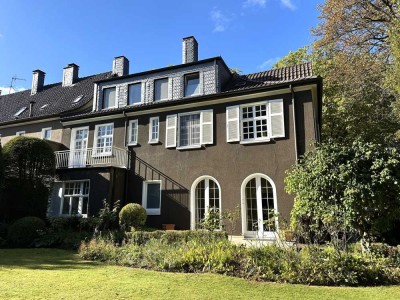 Einzigartiges Mietangebot: 
Historische Villa mit großem Garten | ca. 310 m² Wohnfläche