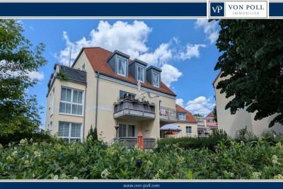 ! Sehr schöne 2-Zimmer Wohnung mit Balkon, Keller und PKW-Stellplatz !