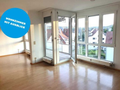 Helle 3-Zimmer-Wohnung mit Weitblick, EBK & Garage!