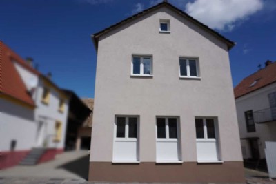 2 Zimmer Erdgeschosswohnung mit Tageslichtbadezimmer in Kuhardt