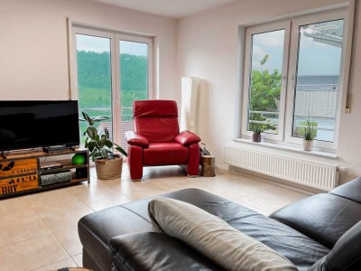 Attraktive 4-Zimmer-Wohnung im beliebten Südhang zu vermieten