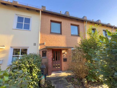 Bremen-Lesum: Reihenmittelhaus mit viel Potenzial und bestehendem Mietverhältnis
