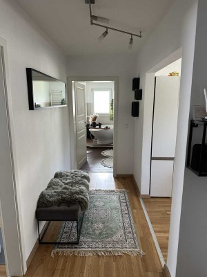 Attraktive Eigentumswohnung in zentraler Lage – 92 m², 4 Zimmer, Balkon, Stellplatz. PROVISIONSFREI!