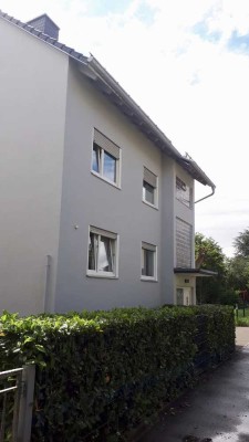 Helle 3-Zimmer-Wohnung mit Balkon und EBK in Oberursel/ Stierstadt