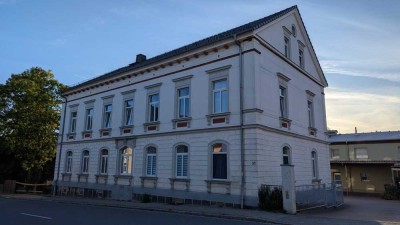 Geräumige 4-Zimmer-Wohnung mit Balkon und Stellplatz in Bischofswerda