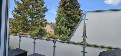 Wohnen mit Anspruch - großzügige Dachgeschosswohnung in ruhiger, gepflegter Umgebung