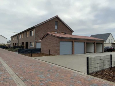 *** Für Sie PROVISIONSFREI *** REH mit 60 m² Ausbaureserve - Erstbezug !!! Garage + Stellplatz !!!