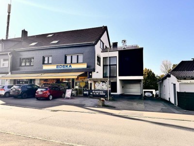 *Handwerker aufgepasst!*Generationshaus, großzügige Wohnung mit XXL Garage und Lageräume