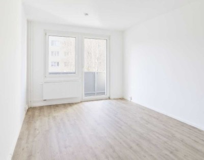Hochwertig renovierte 3-Raum Wohnung mit Balkon