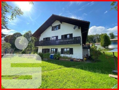 Großzügiges Einfamilienhaus mit Einliegerwohnung in 94158 Philippsreut!