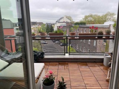 Stylisch leben, sonnig wohnen – Maisonette mitten im hippen Ehrenfeld!