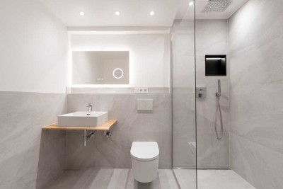 Erstbezug nach Sanierung - 3-Zimmer-Wohnung mit Balkon & Fahrstuhl in Düsseldorf-Pempelfort