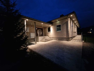 EIN/MEHRFAMILIENHAUS /Gemeinschaftliches Wohnen/Startup/BEHINDERTENGERECHT 6 BÄDERN3 TERASSEN KELLER