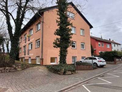 Stilvolle, neuwertige 3-Zimmer-Wohnung mit gehobener Innenausstattung in Lörzweiler