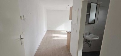 Für Senj. geeignete kl. 2 Zi.-Wohnung in herrlicher Ruhe in Fredersdorf