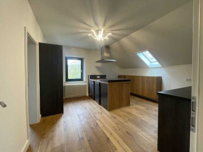 Sanierte 3-Zimmer Wohnung im historischen Bahnhof, Ulmet