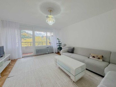 Für Kapitalanleger! Zentrumsnah gelegene ETW auf der obersten Etage im Grünen!