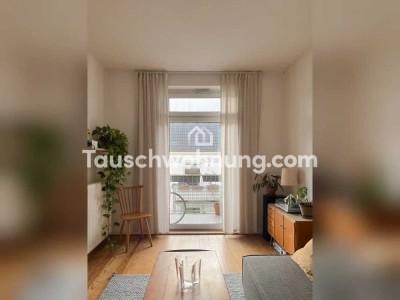 Tauschwohnung: Ruhige und sonnige 3-Zi Altbauwohnung mit Balkon in Winterhude