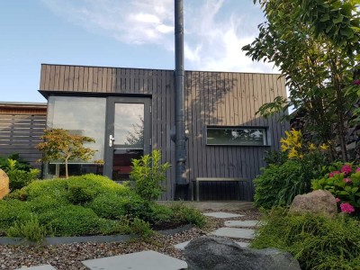 Häuser UND Gärten von RACKOW Malerwerkstatt.  Urbanes Wohnen im Seebad.
