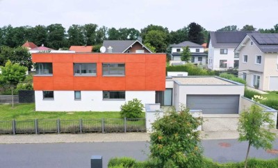 TOP VILLA bei Dresden in Ullersdorf, traumhafter Garten & Garage am Golfplatz! Inkl. Einbauküche!