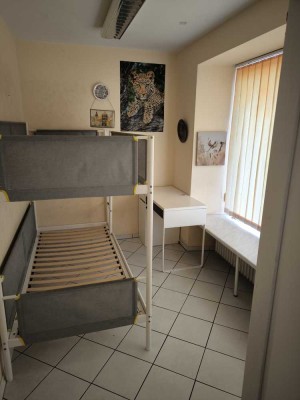 Gepflegte 5-Zimmer Wohnung mit Garage in Kaisheim