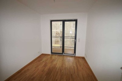 Fast fertig- großzügige 4 Raum Wohnung - Bezugsfrei ab III.Quartal 2025