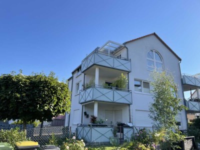 Freier Blick ins Grüne – helle 2-Zimmerwohnung mit Tgl.-Bad in Rumpenheim zum Wohlfühlen