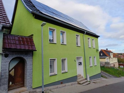 Einfamilienhaus mit Einliegerwohnung zur Neugestaltung in Hettstedt