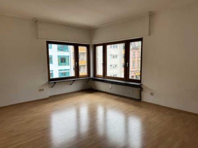 Großzügige 3-Zimmer Wohnung mit Balkon in Heidelberg Handschuhsheim