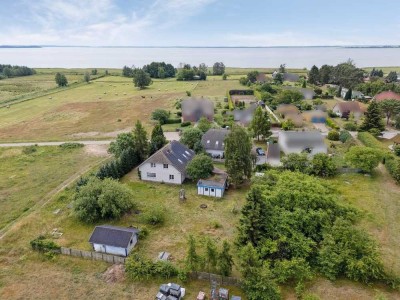 Mehrfamilienhaus und Einfamilienhaus auf ca. 2.550 m² Grundstück im Seebad Zempin - Usedom