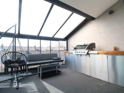 Großzügige Maisonette mit Outdoor-Küche, Wintergarten & Wohlfühlfaktor