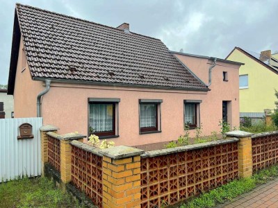 EINFAMILIENHAUS IN BRITZ | Tolle Gelegenheit, besonders für Handwerker mit kreativen Ideen!