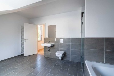 Attraktives Haus mit 4 Zimmer *BESICHTIGUNG 08.11. um 10:00 UHR - Treff Ahornweg 2