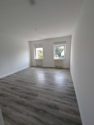 +++SCHICKE, FREUNDLICHE 3-R. WHG+M. BALKON+DUSCHBAD M. FENSTER+1.OG!!!+++