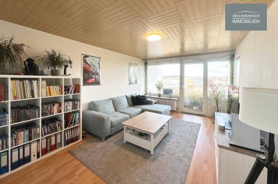 Helle 3 Zimmer Wohnung mit 2 Balkonen in Böblingen