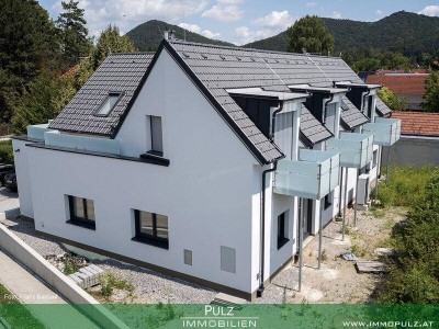 DACHGESCHOSSWOHNUNG in zentraler LAGE (Top2)