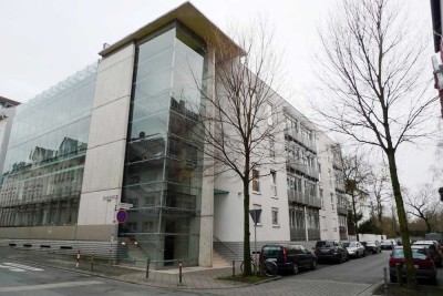 ### Moderne, helle , Architektenwohnung, Stellplatz, EBK, sofort Frei. Am Herrngarten ### ###