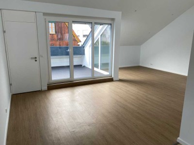 Geschmackvolle 3-Zimmer-Maisonette-Wohnung mit geh. Innenausstattung mit EBK