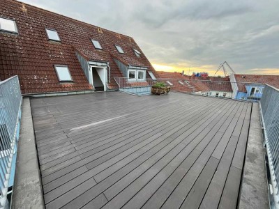 Moderne, sanierte Altbauwohnung mit herrlicher Dachterrasse im Jungbusch!