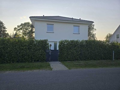 Einfamilienhaus in Brieselang, mit Komfort, schönem Garten und idealer, ruhiger Lage mit Citynähe