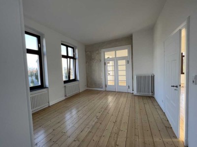 Elegante 4-Zimmer Wohnung mit Balkon in Detmold