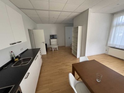 Kleine, aber feine Pendlerwohnung – komplett möbliert!