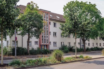 Stadtnahe 2-Zimmer-Wohnung mit Balkon // 2.OG mitte