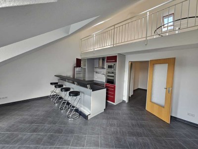 3-Zimmer Galerie-Wohnung in exklusiver Bestlage von Mülheim-Saarn
